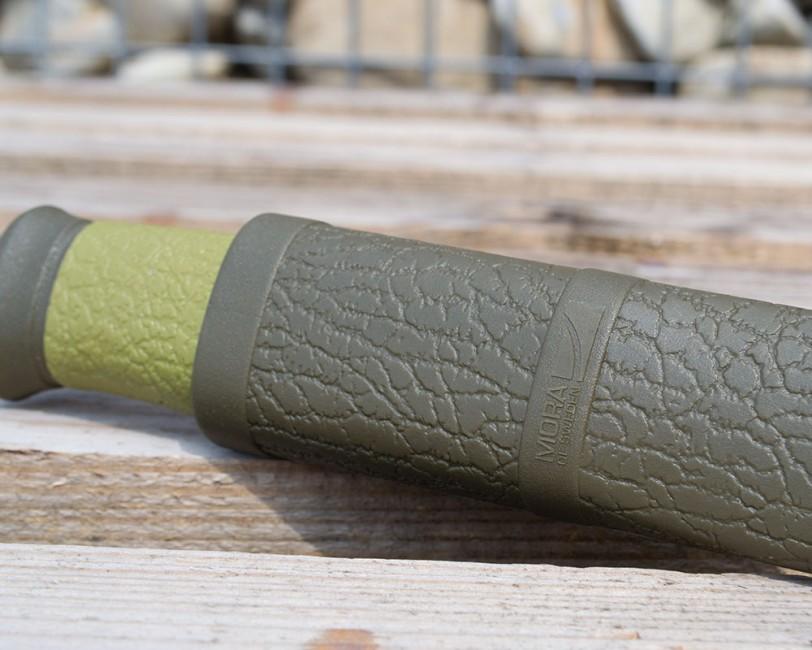 Mora Outdoor 2000 messer oliv