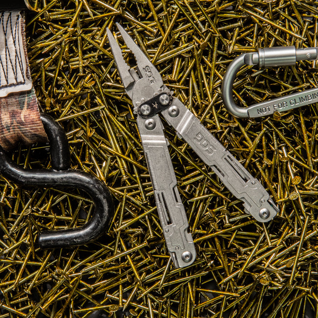 SOG POWERACCESS Multi-Tool