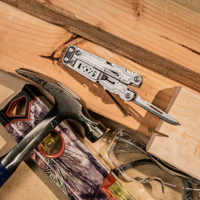 SOG POWERACCESS Multi-Tool