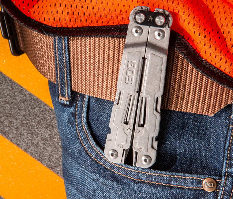 SOG POWERACCESS Multi-Tool