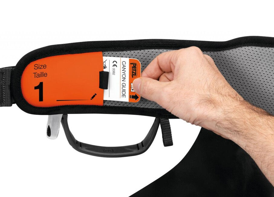 Petzl sedaci uväzok CANYON GUIDE s ciernou vlozkou