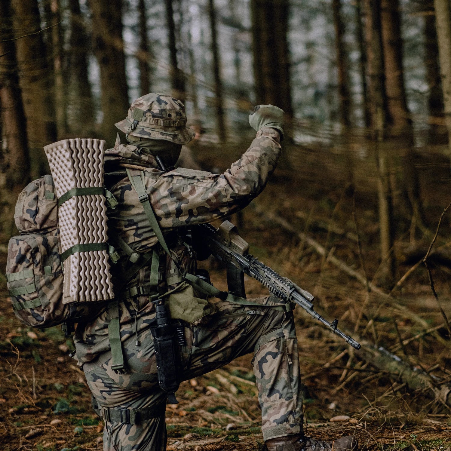 Helikon-Tex MBDU nohavice NyCo Ripstop, Coyote – v použití 2