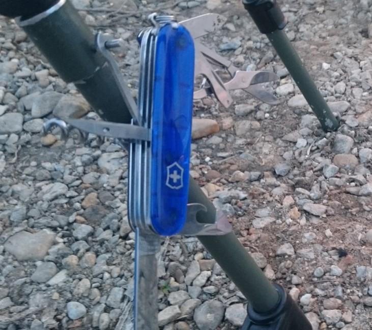 Victorinox Huntsman taschenmesser transparent 91mm blau