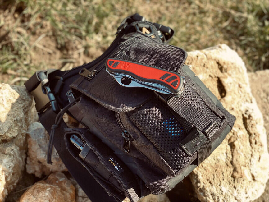 Victorinox vreckový nôž červeno-čierny 111mm Forester VX