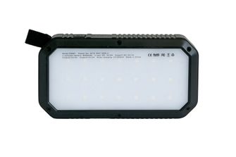 BasicNature 8 Powerbank 8K mit Solarladung und LED-Licht